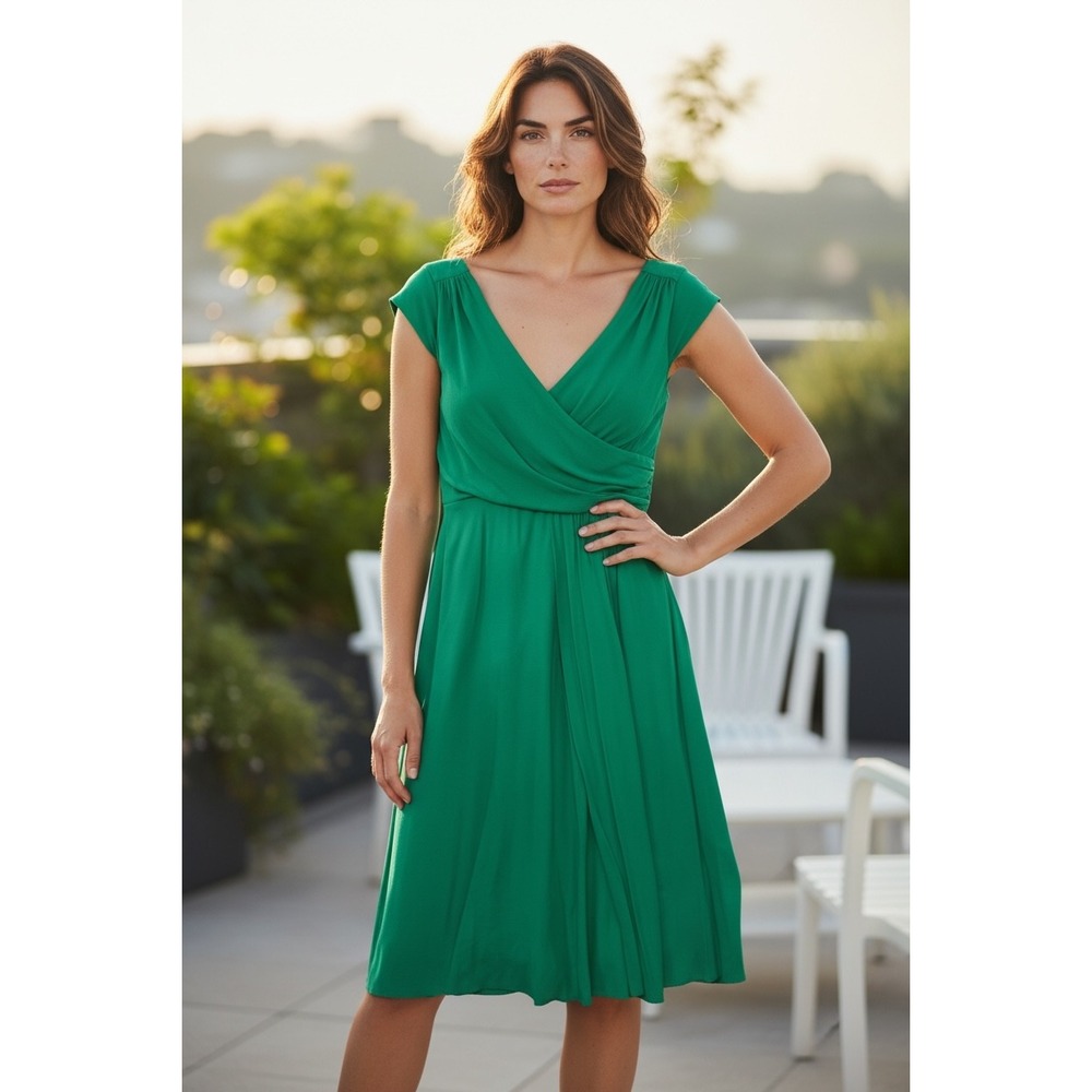 Kate Spade New York Lucia Crepe Kelly Green Fit Flare Dress Size 2 Cap Sleeve